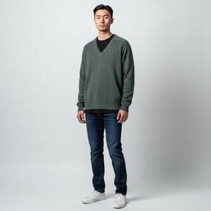 Vtg LL Bean V Neck Sweater‎ 100% Lambswool Green Made In Scotland Size M 90’s